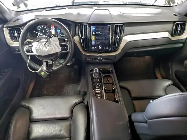 LYVBR0DLXJB078485 2018 VOLVO XC60 - Image 8