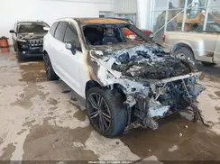 LYVBR0DM0KB283548 2019 VOLVO XC60