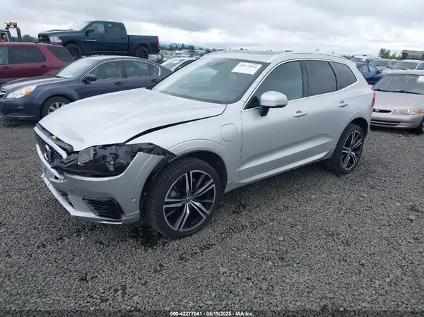 LYVBR0DMXKB238794 2019 VOLVO XC60 - Image 2