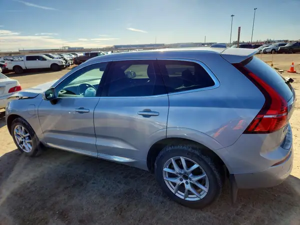 LYVH60DNXPB327039 2023 VOLVO XC60 - Image 2