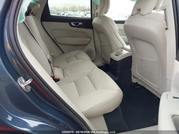 LYVH60DVXPB327963 2023 VOLVO XC60 - Image 8