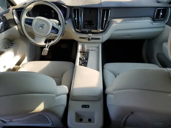 LYVL12RKXRB833556 2024 VOLVO XC60 - Image 8