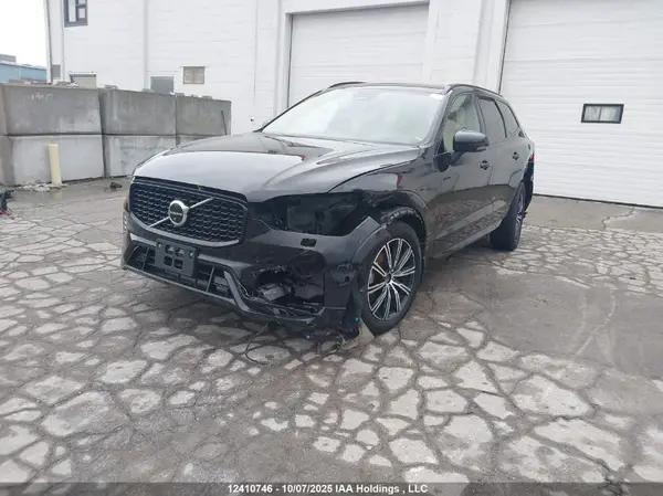LYVL12RM2RB849428 2024 VOLVO XC60 - Image 2
