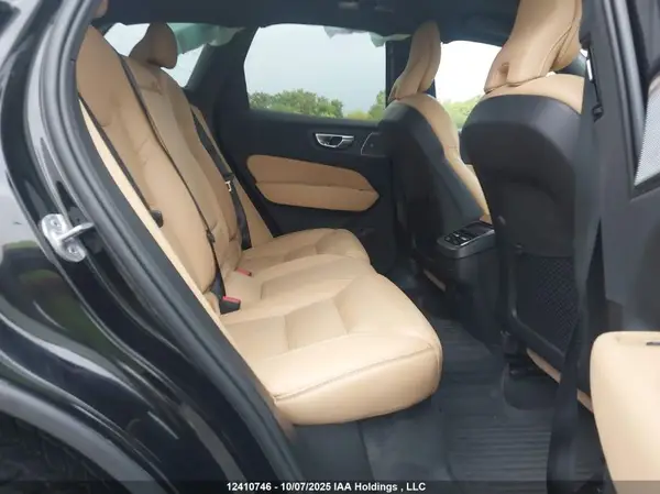 LYVL12RM2RB849428 2024 VOLVO XC60 - Image 8