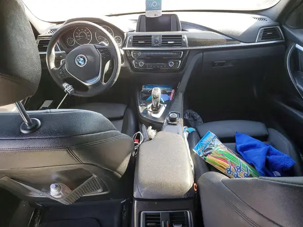 N00205 2018 BMW 3ER - Image 8
