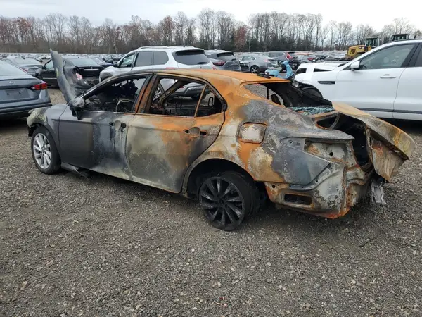 N0V1N95747965 2021 TOYOTA CAMRY - Image 2