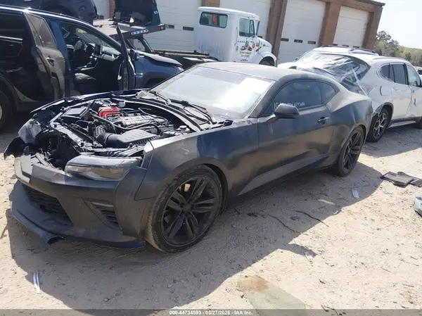 NCS108715 2018 CHEVROLET CAMARO - Image 2