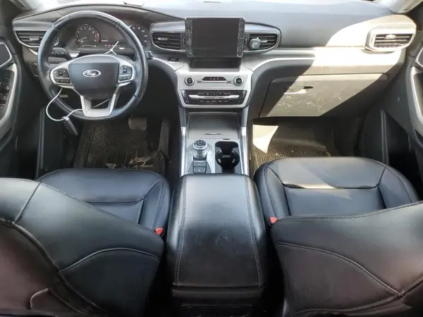 NJ1472E 2022 FORD EXPLORER - Image 8