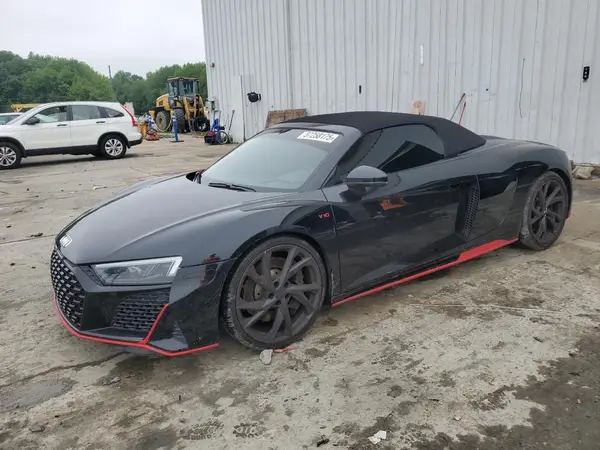 NJ1589E 2022 AUDI R8