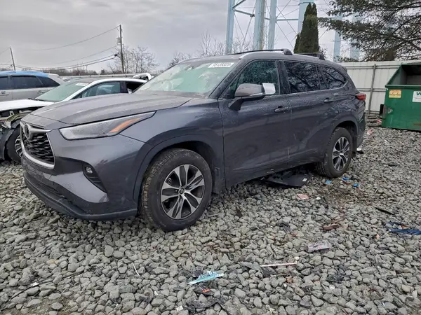 NJ2417E 2022 TOYOTA HIGHLANDER - Image 1