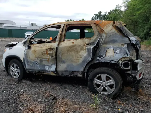 NOVIN67363795 2020 CHEVROLET TRAX - Image 2
