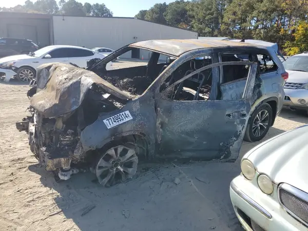 NOVIN77499314 2017 TOYOTA HIGHLANDER - Image 1