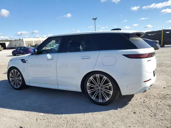SAL1L9E42SA425589 2025 LAND ROVER RANGE ROVER SPORT - Image 2