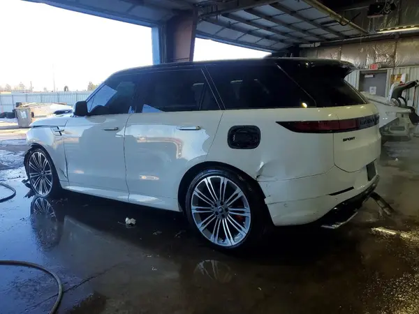 SAL1L9E44SA427814 2025 LAND ROVER RANGE ROVER SPORT - Image 2