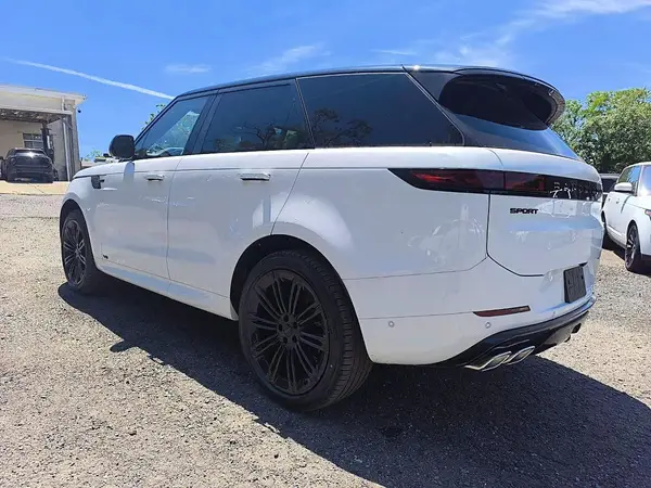 SAL1L9E93TA644560 2026 LAND ROVER RANGE ROVER SPORT - Image 2