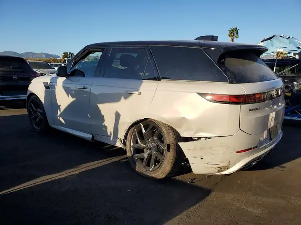 SAL1L9FU0SA602588 2025 LAND ROVER RANGE ROVER SPORT - Image 2