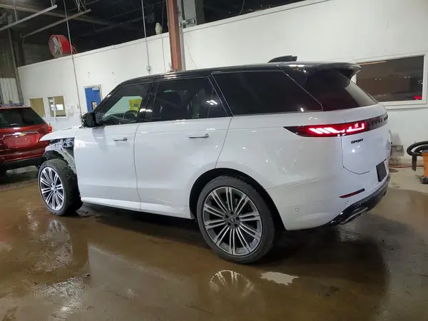 SAL1L9FU3RA174137 2024 LAND ROVER RANGE ROVER - Image 2