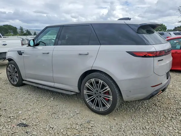SAL1L9FU3RA413041 2024 LAND ROVER RANGE ROVER - Image 2