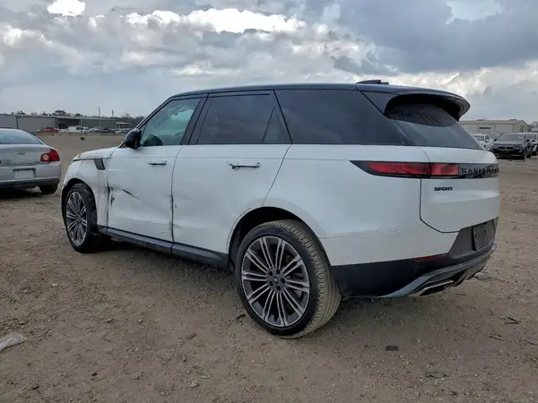 SAL1P9EU7RA165754 2024 LAND ROVER RANGE ROVER SPORT - Image 2