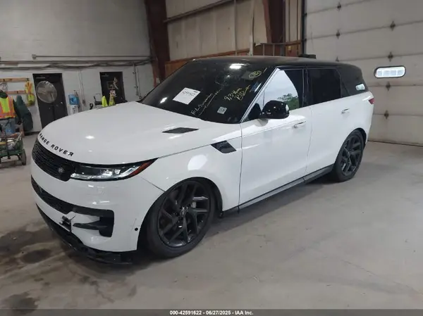 SAL1P9EU9SA437081 2025 LAND ROVER RANGE ROVER SPORT - Image 2