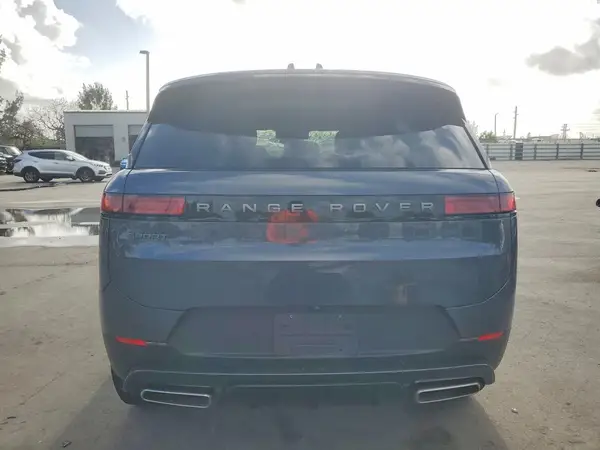 2025 LAND ROVER RANGE ROVER auction photo 6