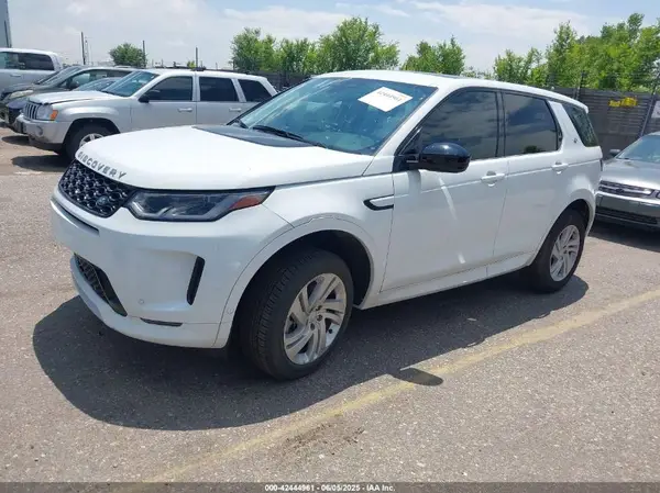 SALCJ2FX5RH34345 2024 LAND ROVER DISCOVERY SPORT - Image 2