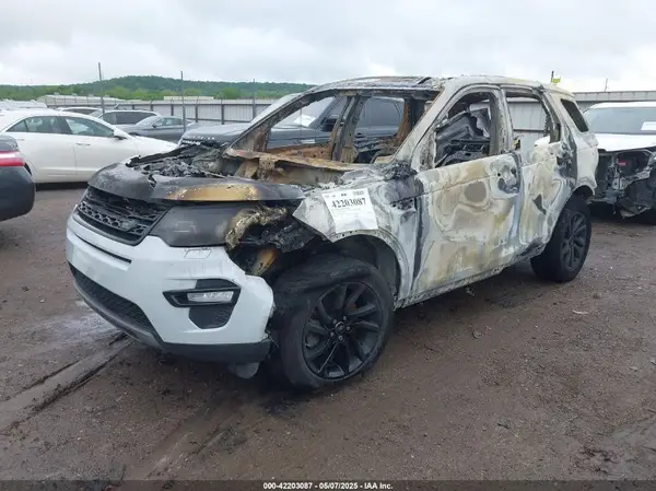 SALCP2BG0HH703201 2017 LAND ROVER DISCOVERY SPORT - Image 2
