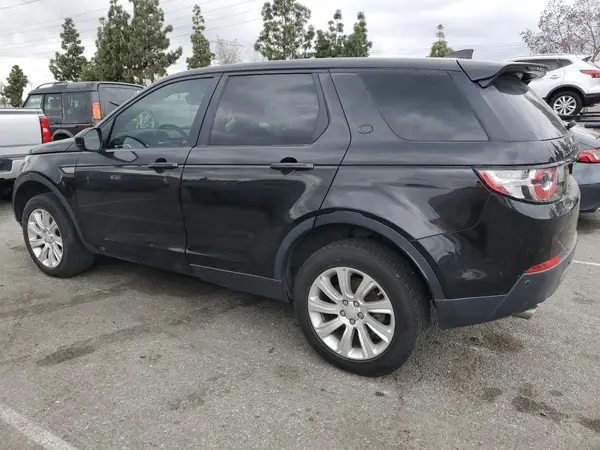 SALCP2BG2HH658388 2017 LAND ROVER DISCOVERY - Image 2