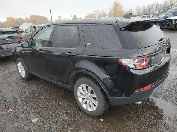 SALCP2BG3HH692419 2017 LAND ROVER DISCOVERY - Image 2