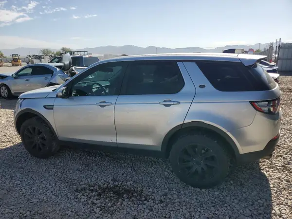 SALCP2BG4HH715853 2017 LAND ROVER DISCOVERY - Image 2