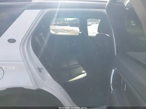 SALCP2BG5HH688663 2017 LAND ROVER DISCOVERY SPORT - Image 8