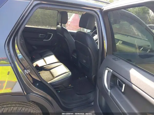 SALCP2BG5HH698481 2017 LAND ROVER DISCOVERY SPORT - Image 8