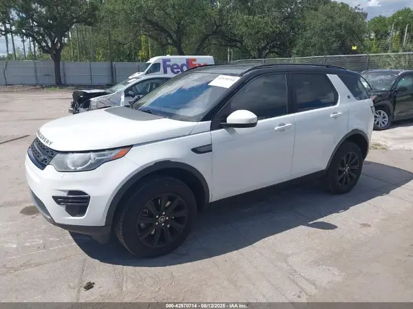 SALCP2BG6HH697985 2017 LAND ROVER DISCOVERY SPORT - Image 2