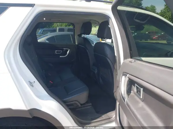 SALCP2BG7HH714941 2017 LAND ROVER DISCOVERY SPORT - Image 8