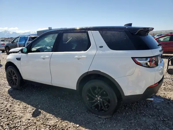 SALCP2BG8HH660727 2017 LAND ROVER DISCOVERY - Image 2