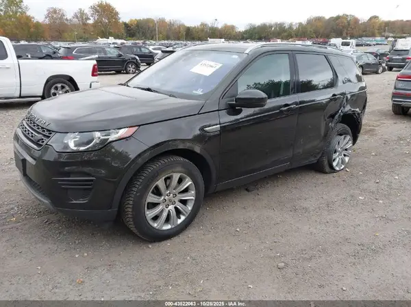 SALCP2BG8HH703270 2017 LAND ROVER DISCOVERY SPORT - Image 2