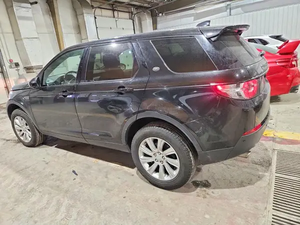 SALCP2FX0KH828569 2019 LAND ROVER DISCOVERY - Image 2