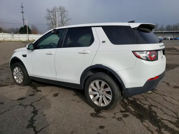 SALCP2RX1JH750197 2018 LAND ROVER DISCOVERY - Image 2