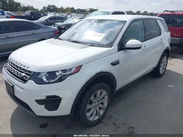 SALCP2RX1JH777576 2018 LAND ROVER DISCOVERY SPORT - Image 2