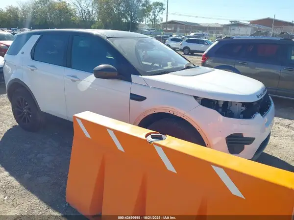 SALCP2RX4JH744300 2018 LAND ROVER DISCOVERY SPORT - Image 1
