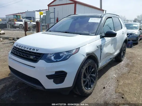 SALCP2RX4JH749612 2018 LAND ROVER DISCOVERY SPORT - Image 2