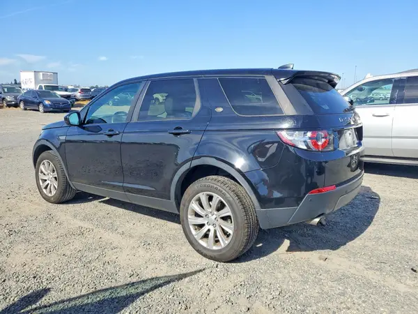 SALCP2RX5JH765317 2018 LAND ROVER DISCOVERY - Image 2