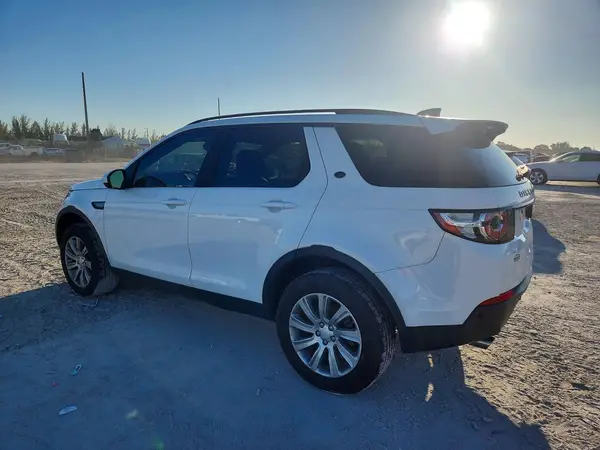 SALCP2RX6JH727773 2018 LAND ROVER DISCOVERY - Image 2