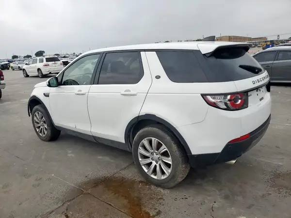 SALCP2RX6JH777251 2018 LAND ROVER DISCOVERY - Image 2