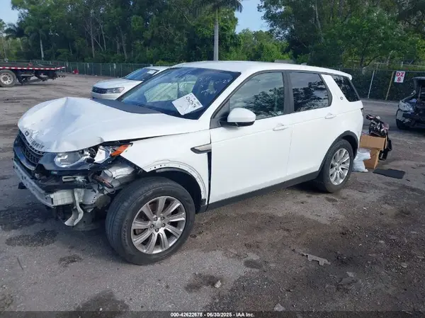 SALCP2RX7JH727667 2018 LAND ROVER DISCOVERY SPORT - Image 2