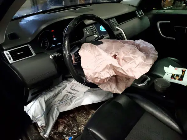 SALCP2RX8JH726317 2018 LAND ROVER DISCOVERY - Image 8