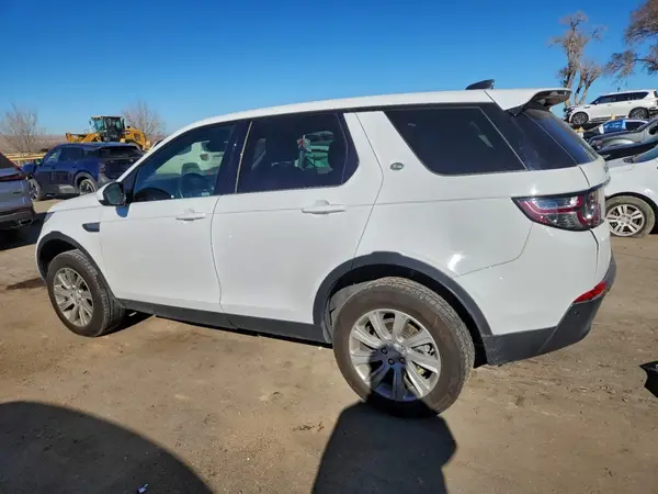 SALCP2RX8JH751007 2018 LAND ROVER DISCOVERY SPORT - Image 2