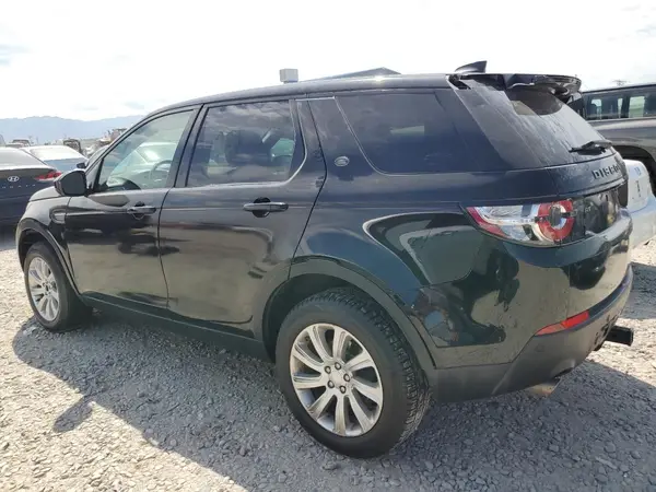 SALCP2RX8JH752870 2018 LAND ROVER DISCOVERY - Image 2