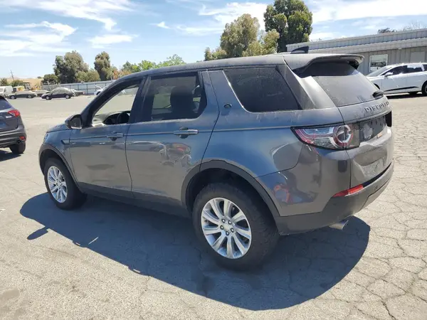 SALCP2RX8JH760502 2018 LAND ROVER DISCOVERY SPORT - Image 2