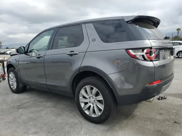 SALCP2RXXJH747489 2018 LAND ROVER DISCOVERY - Image 2